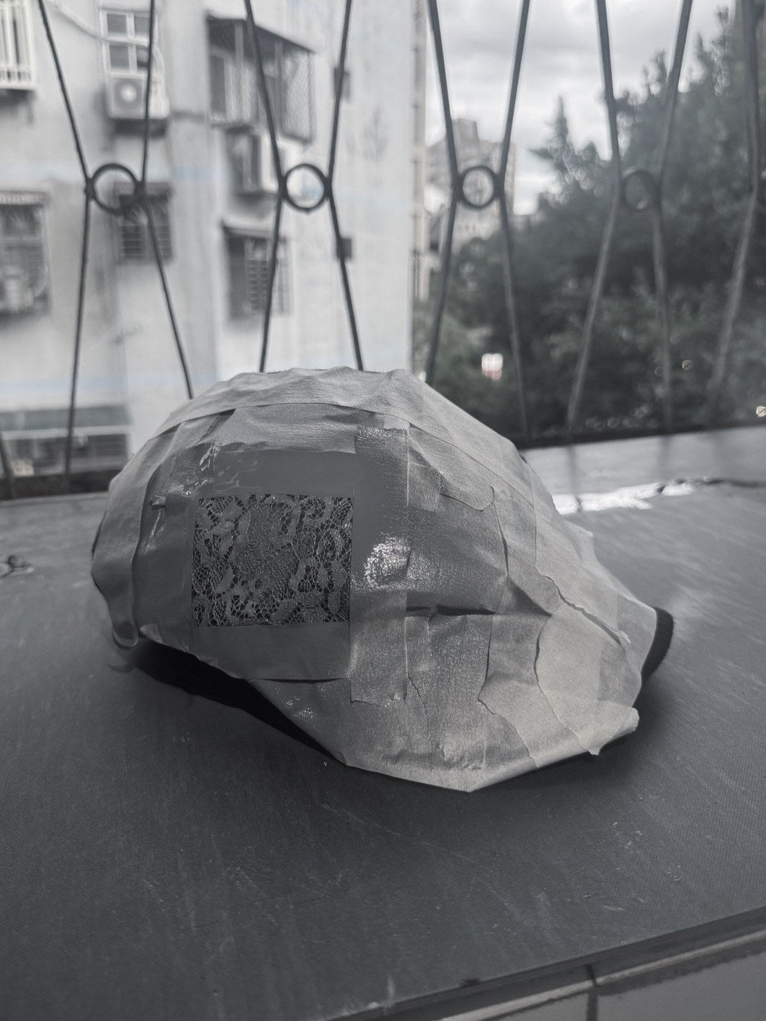 Skew Cap — 帽型側面