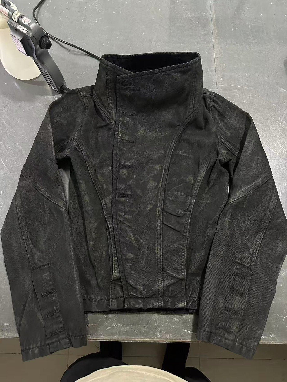 Tectonic Jacket — 黑丹寧上漆立領外套