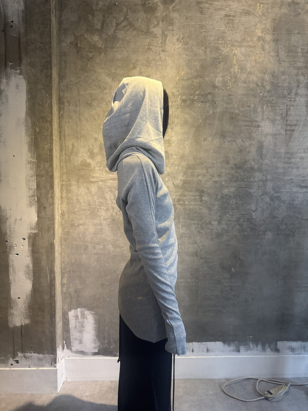 Veil Hoodie — 連帽側面帽型